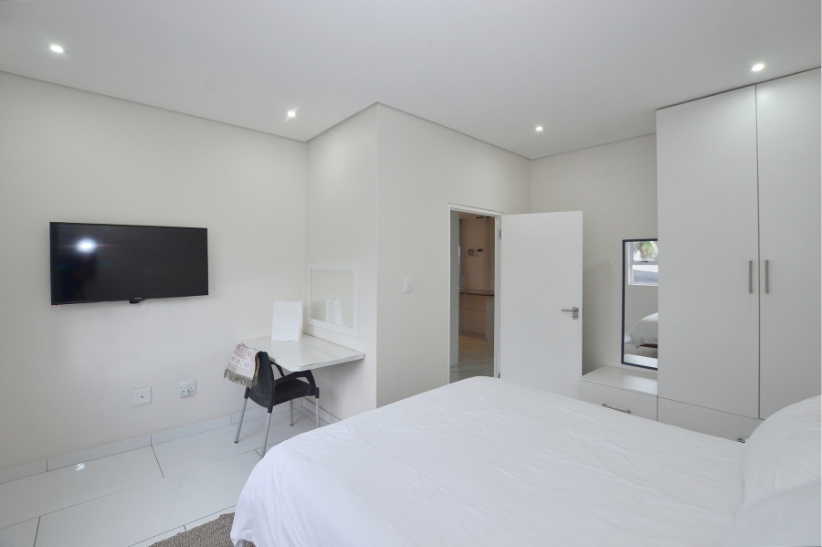 2 Bedroom Property for Sale in Kenridge Western Cape